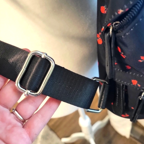 Street Level Backpack - Picture 5 of 8